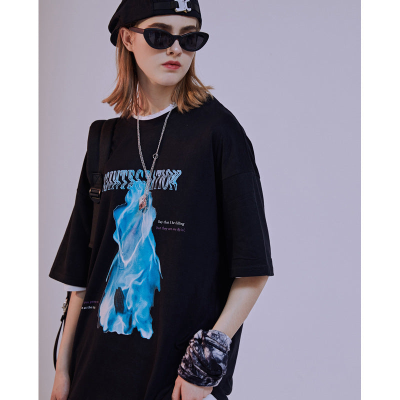 Remera “Ghost Mode” – Estilo Suelto y Oscuro con Flow ✨