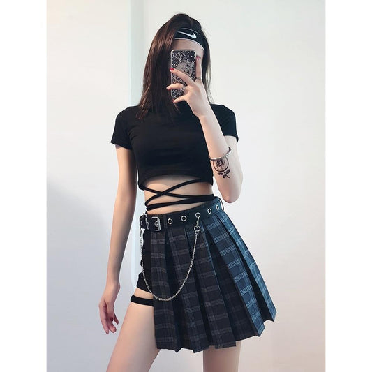 Falda Plisada Urbana ✨ – Short Irregular con Cinturón