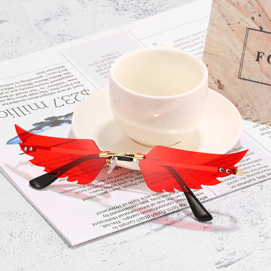 ️ Gafas "SkyWings" – Estilo Hip Hop con Alas para Volar Tu Look ✨