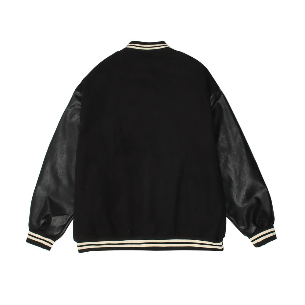 Chaqueta “Dark Script” – Letras Bordadas y Estilo Oscuro ✨