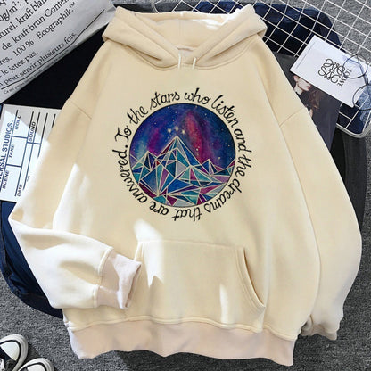 Hoodie “Acotar” – Estilo Urbano y Estética Invierno