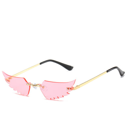 ️ Gafas "SkyWings" – Estilo Hip Hop con Alas para Volar Tu Look ✨